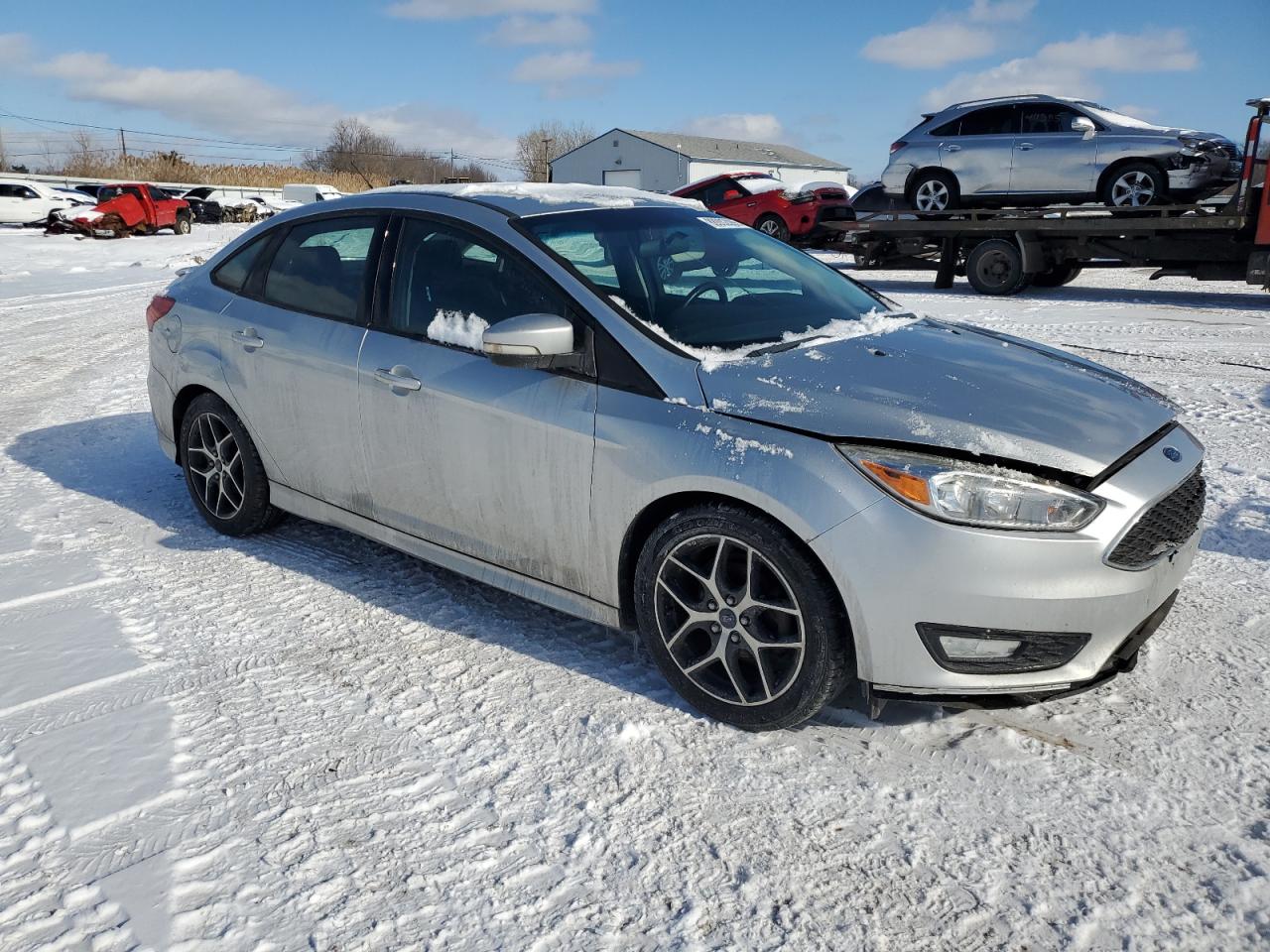 VIN 1FADP3F27GL215560 2016 FORD FOCUS no.4