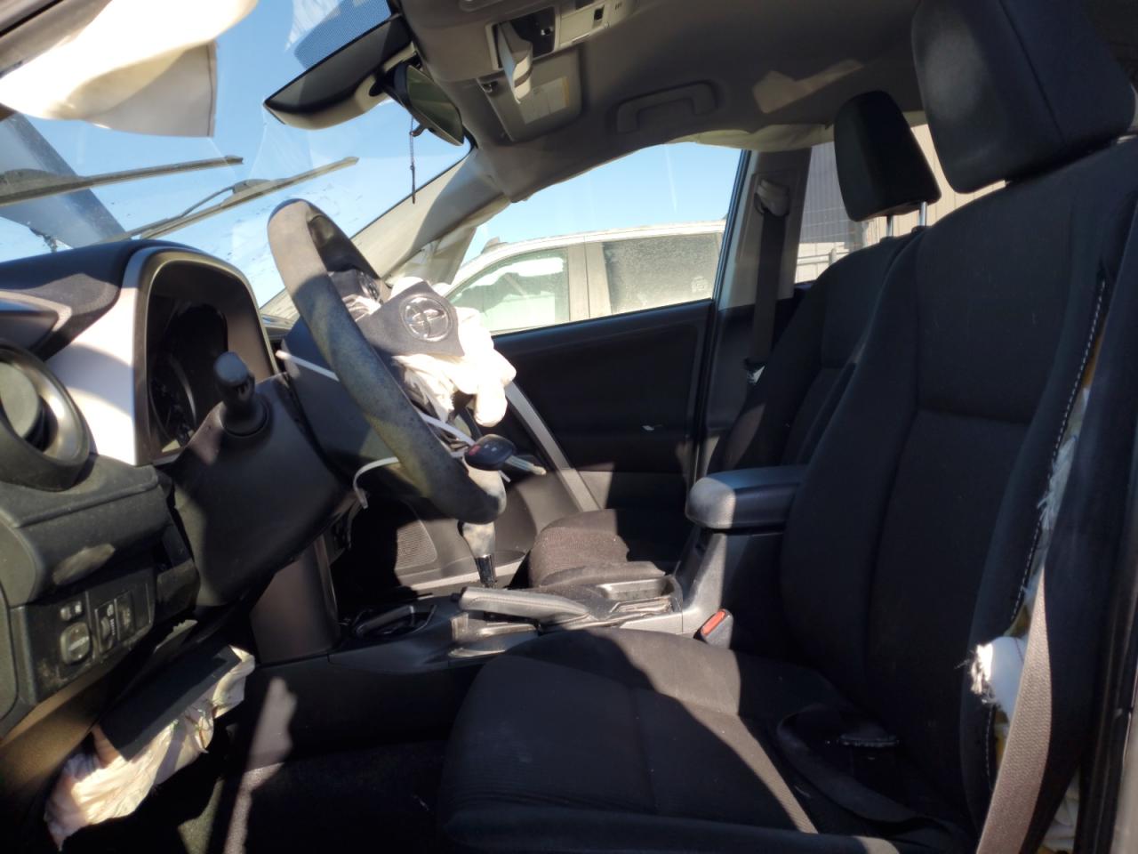 JTMZFREV2HJ119379 TOYOTA RAV4 2017