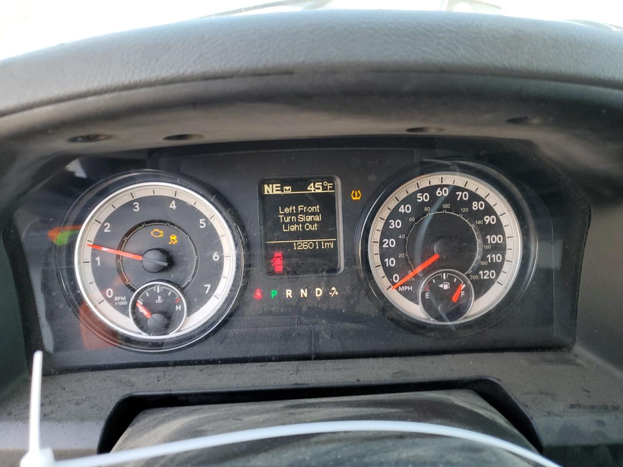 2017 RAM 1500 - Image 9
