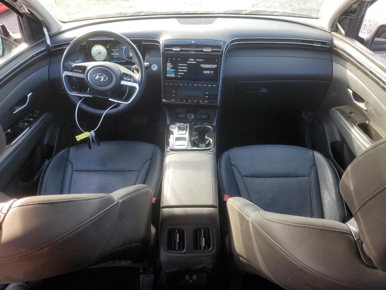 2022 Hyundai Tucson - Image 8
