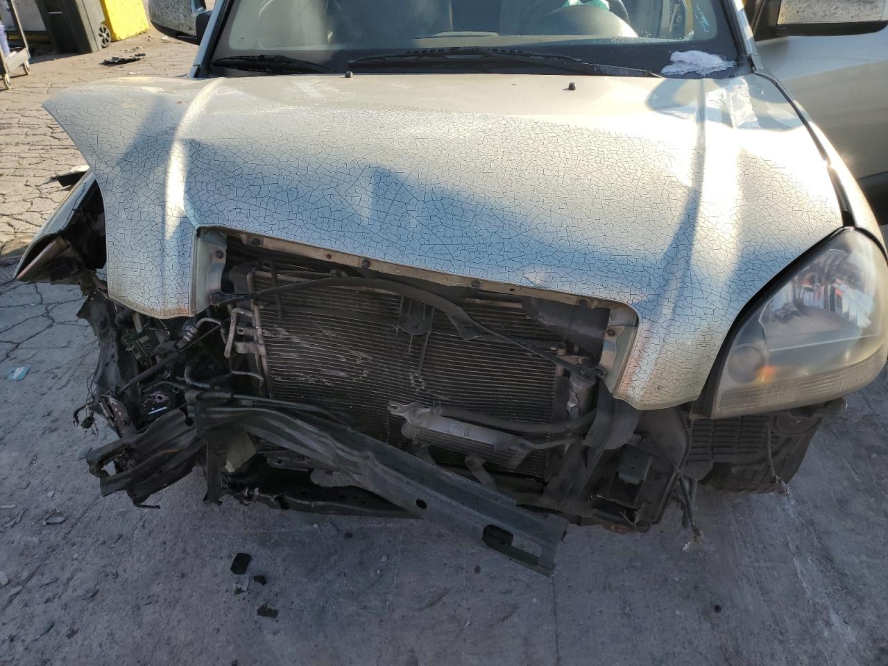 2006 Hyundai Tucson - Image 14