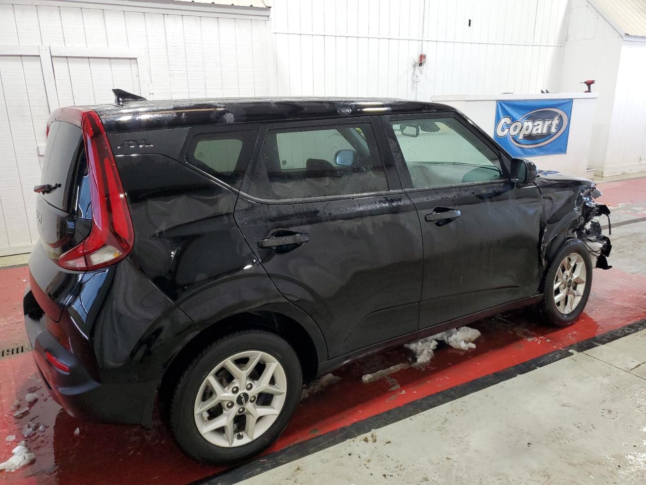 2022 Kia Soul - Image 3