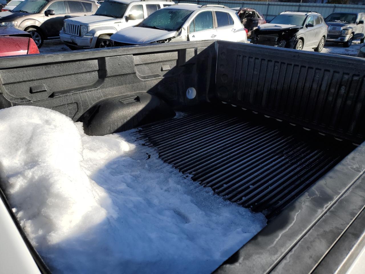 2014 Chevrolet Silverado - Image 15