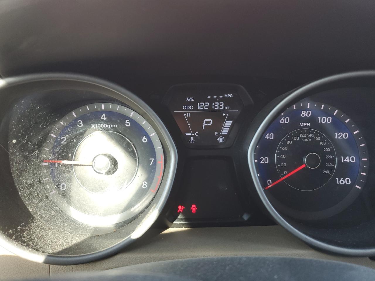 2013 Hyundai Elantra - Image 9