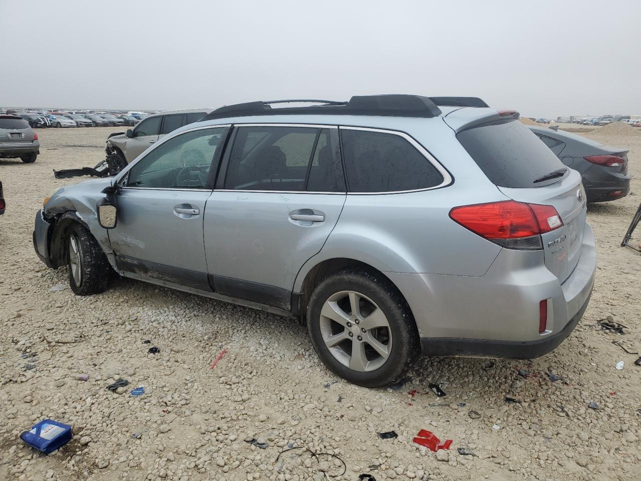2013 Subaru Outback - Image 2