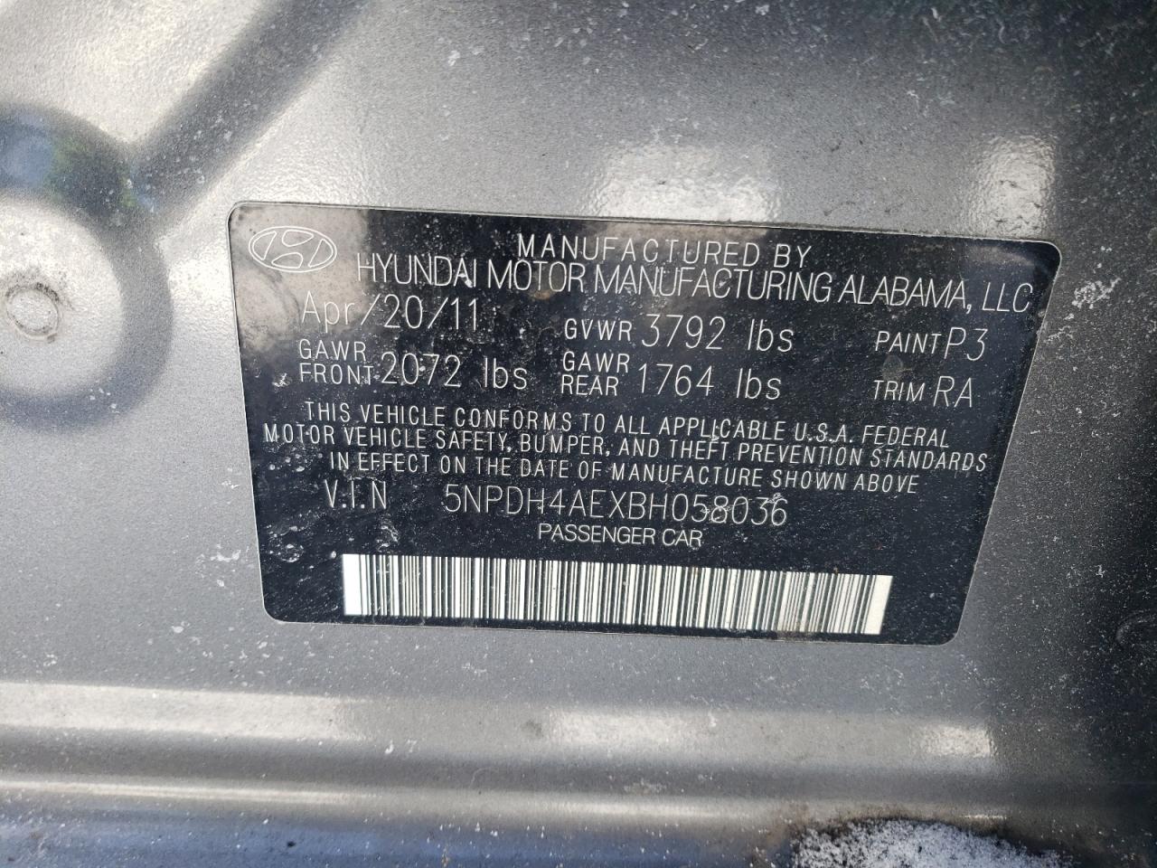 2011 Hyundai Elantra - Image 14