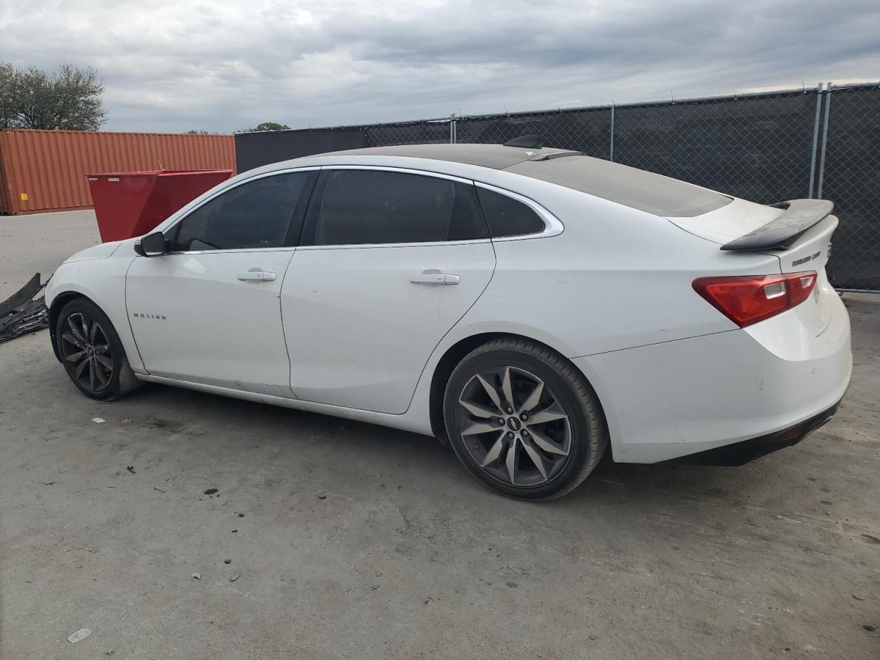 2016 Chevrolet Malibu - Image 2
