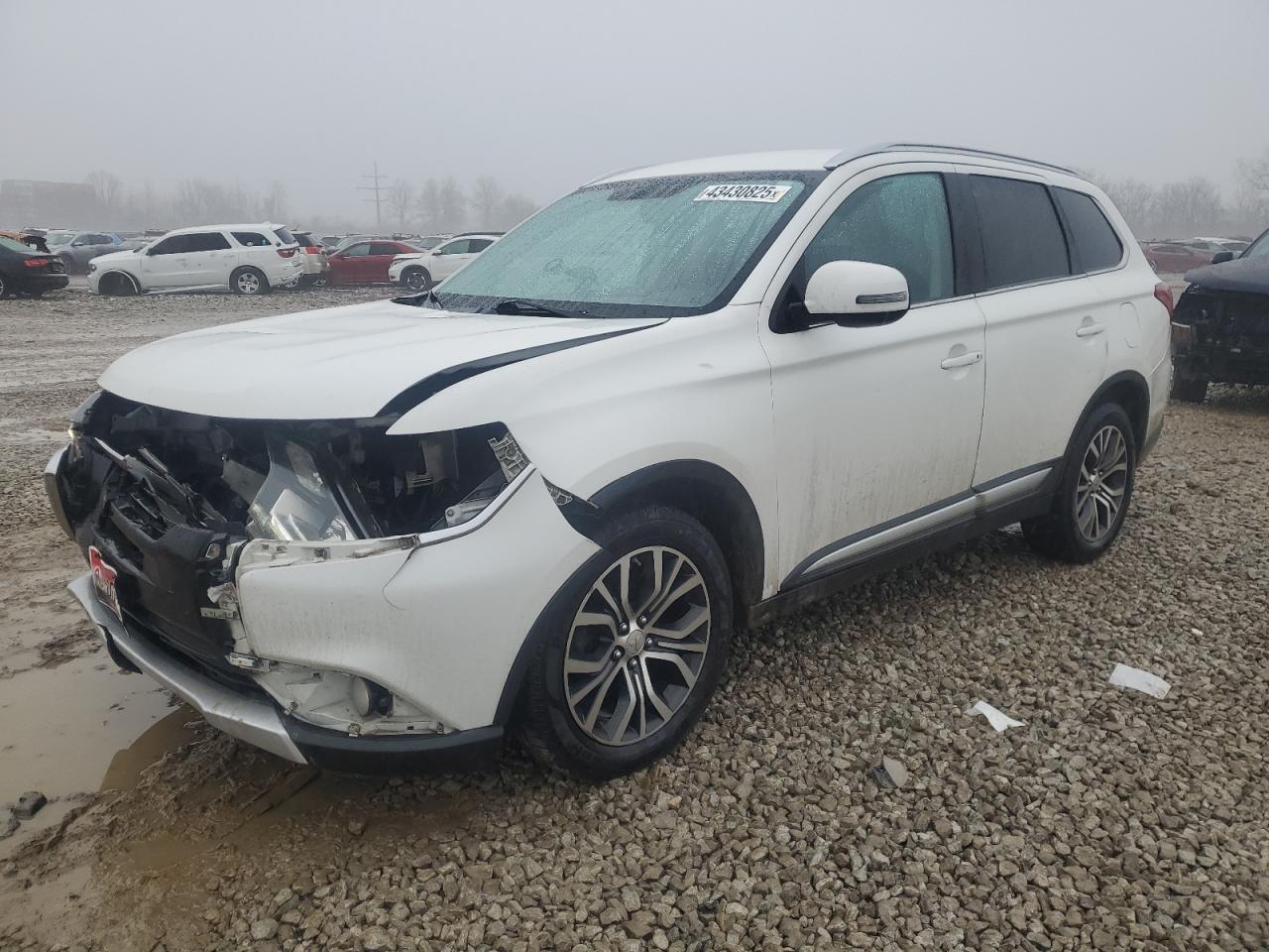 2017 Mitsubishi Outlander - Image 1