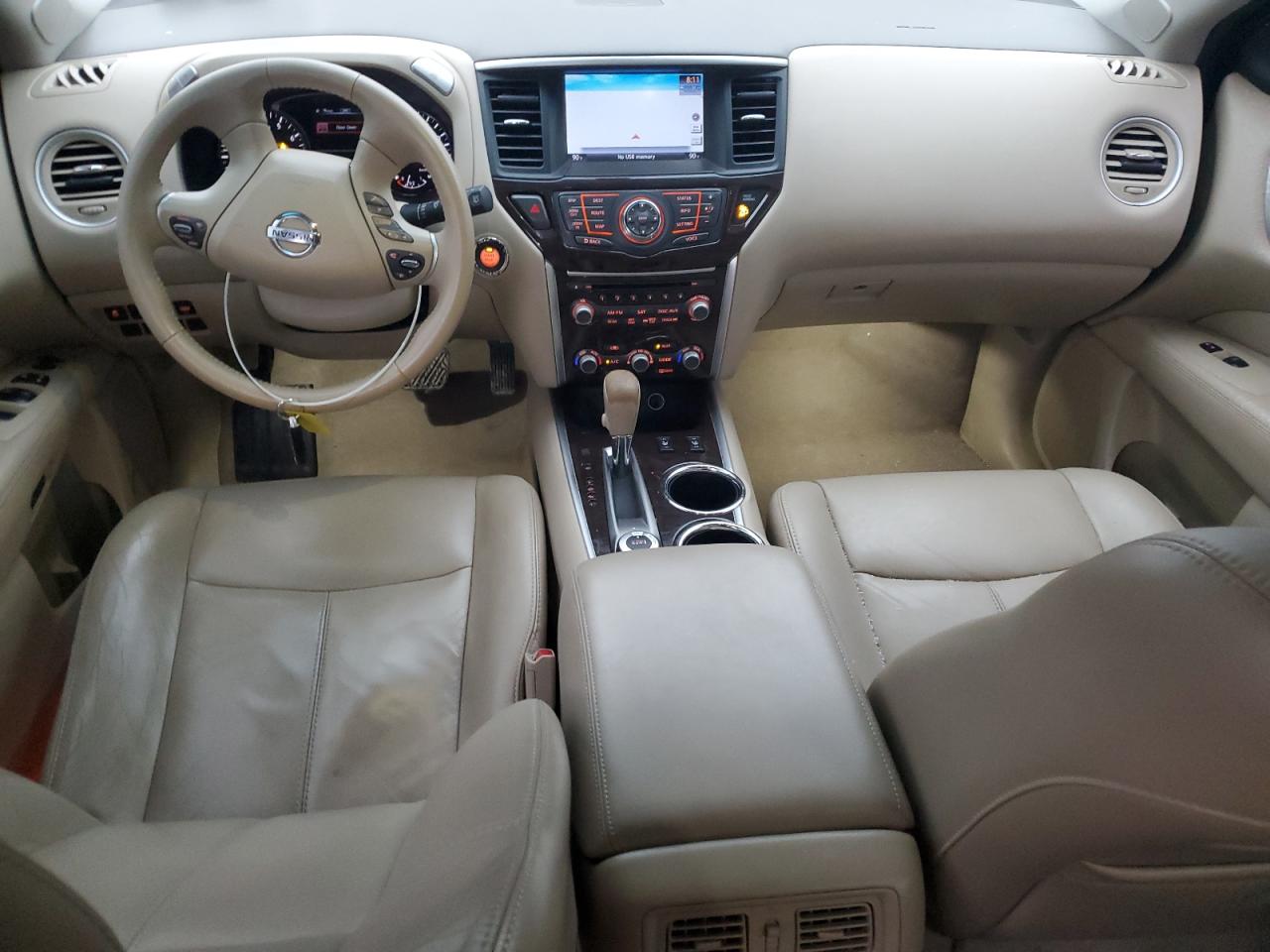 2014 Nissan Pathfinder - Image 8