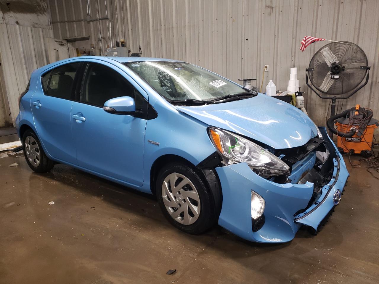 2015 Toyota Prius - Image 4