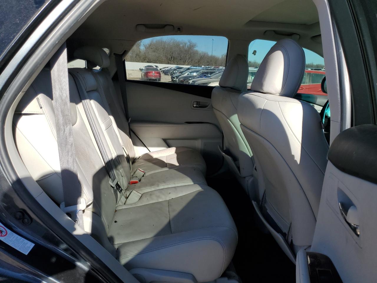 2010 Lexus RX - Image 11