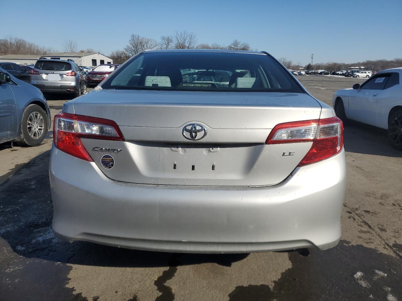 2012 Toyota Camry - Image 6