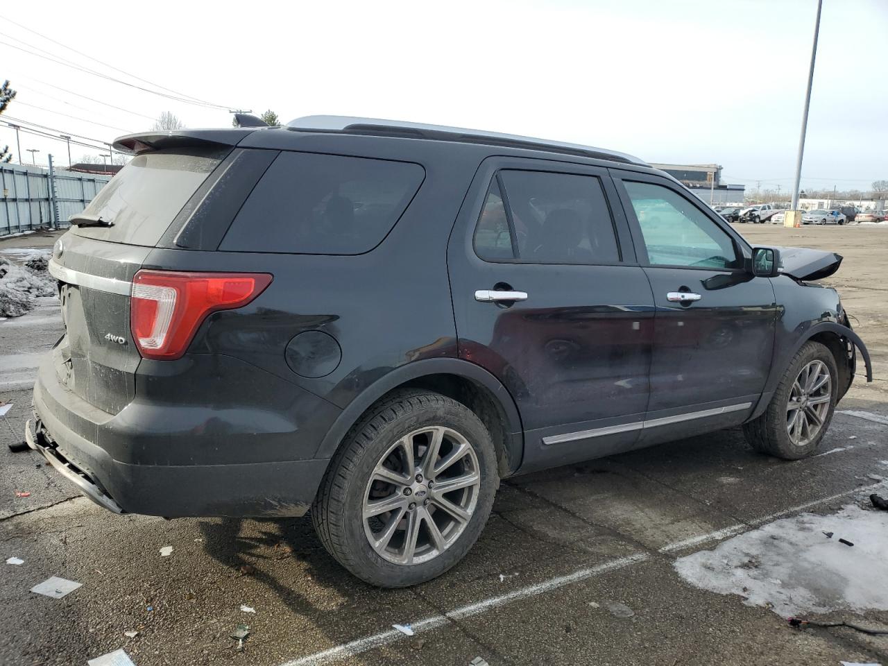 2016 Ford Explorer - Image 3