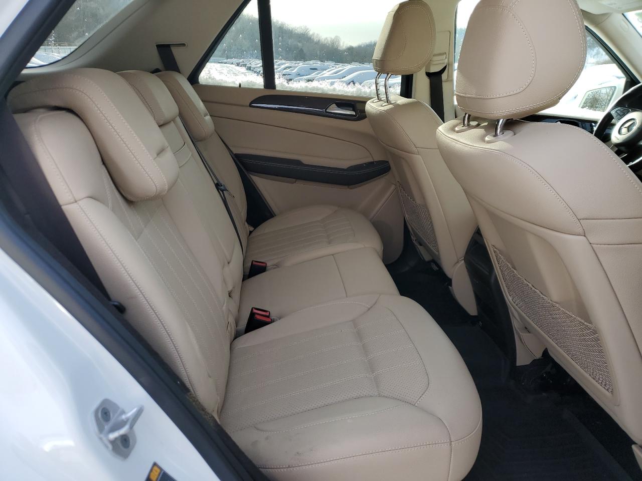 2018 Mercedes-Benz GLE - Image 11
