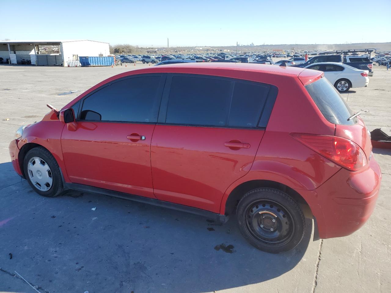 2009 Nissan Versa - Image 2