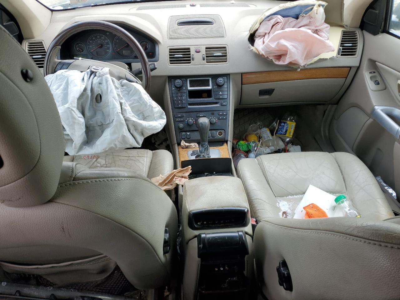 2006 Volvo XC90 - Image 8
