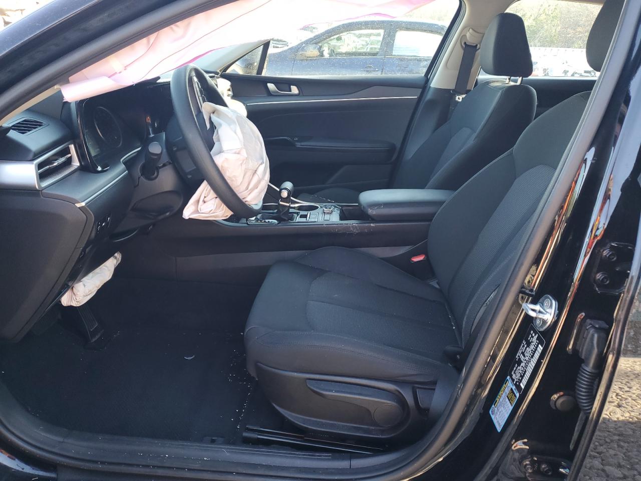 2023 Kia K5 - Image 7