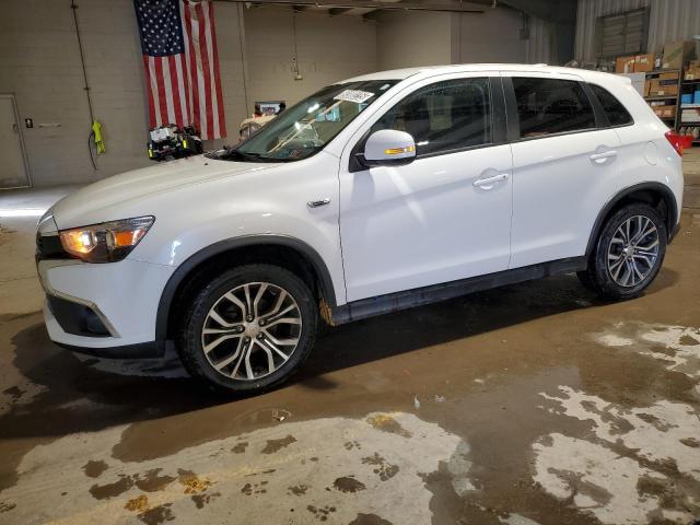  MITSUBISHI OUTLANDER 2017 Biały