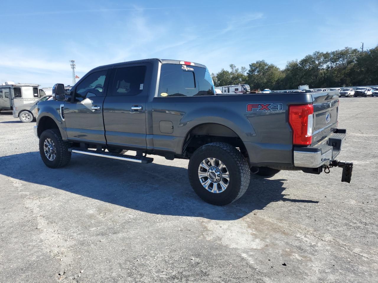 2017 Ford F250 - Image 2