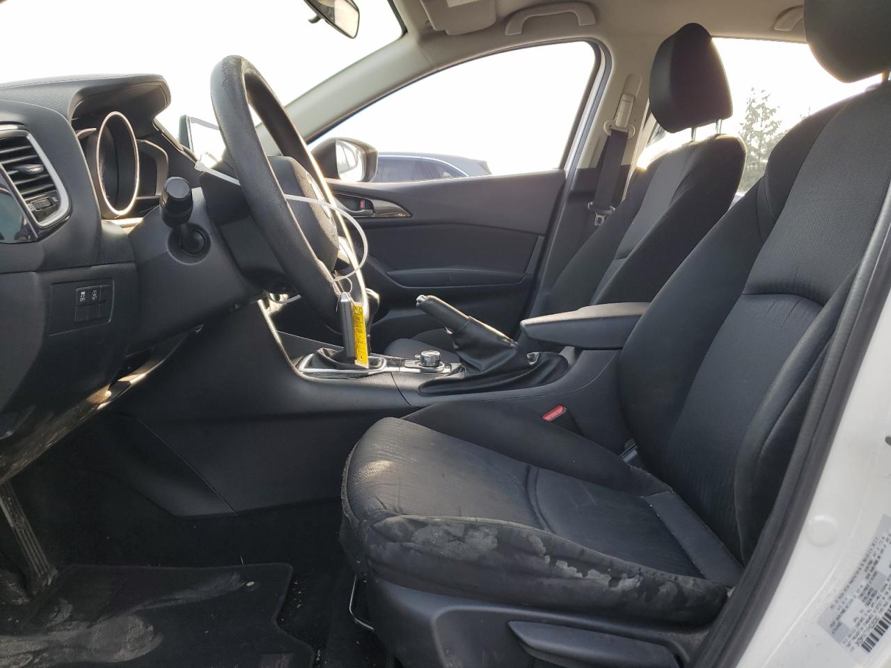 2015 Mazda 3 - Image 7