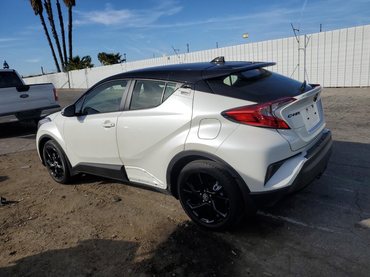 2020 Toyota C-HR - Image 2