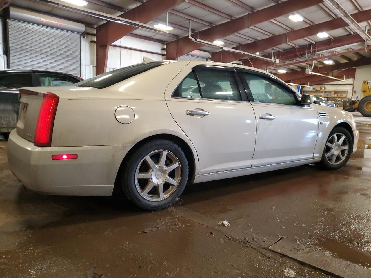 2009 Cadillac STS - Image 3