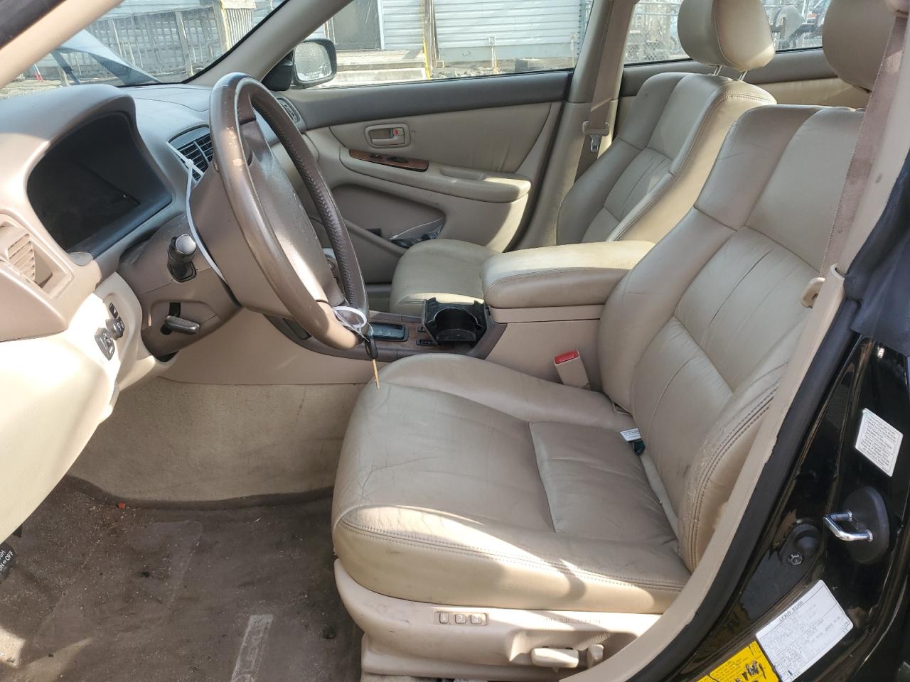 2000 Lexus ES - Image 7