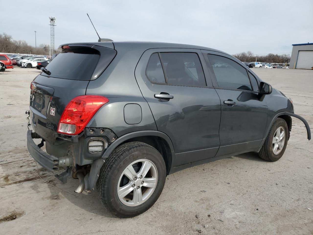 2019 Chevrolet Trax - Image 3