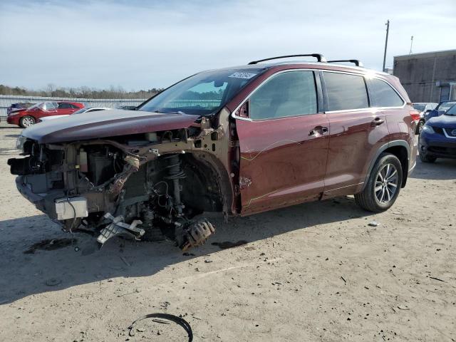 2017 Toyota Highlander Se