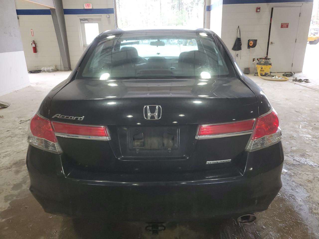 2012 Honda Accord - Image 6