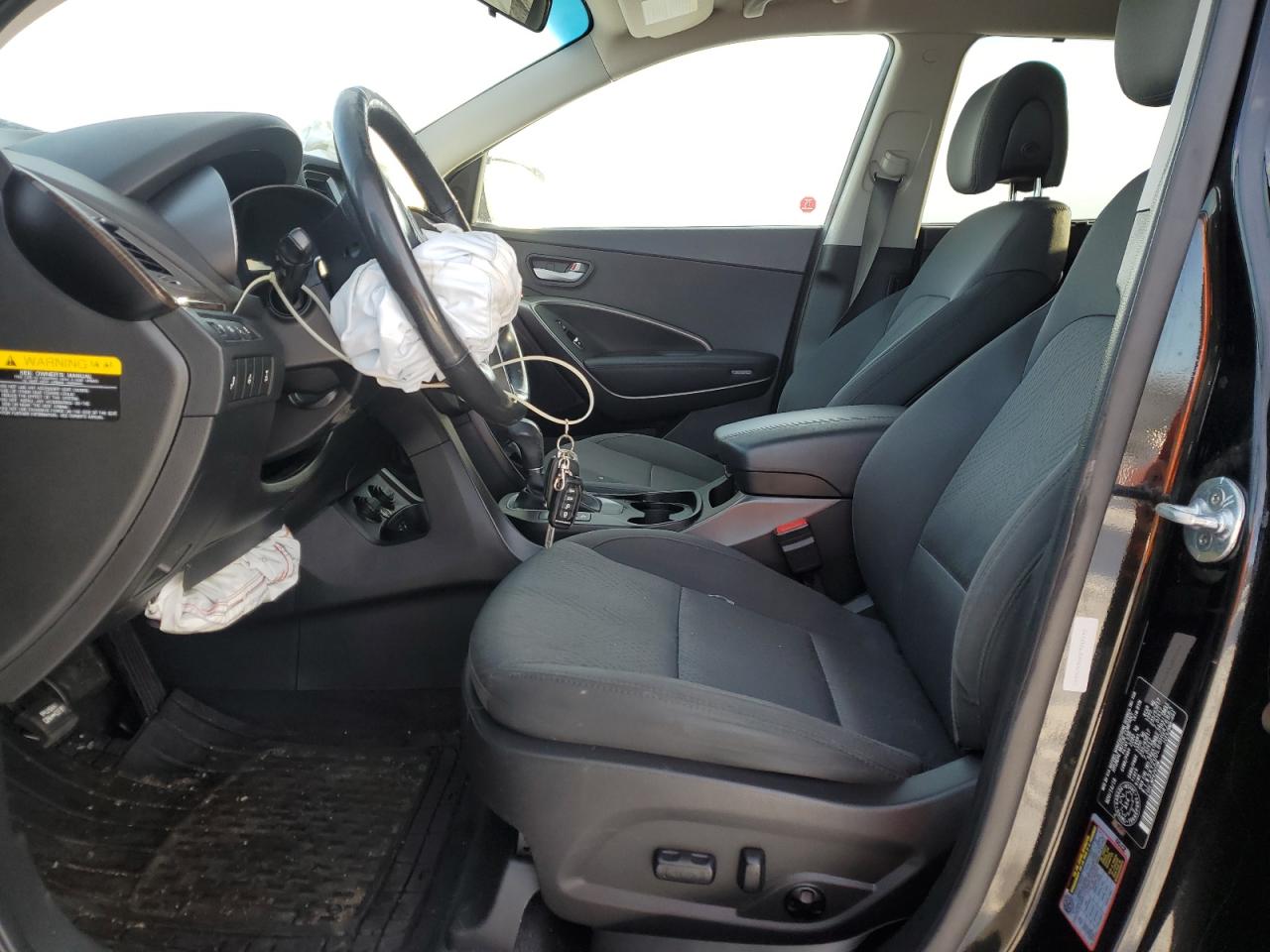 2017 Hyundai Santa Fe - Image 7