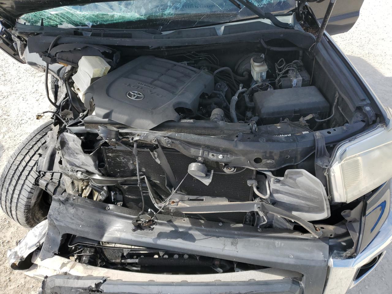 2015 Toyota Tundra Crewmax Sr5 VIN: 5TFEM5F17FX092201 Lot: 88625305