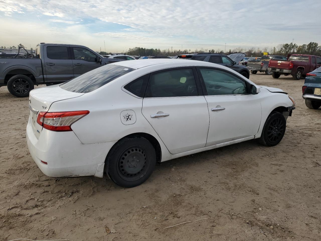 2014 Nissan Sentra - Image 3