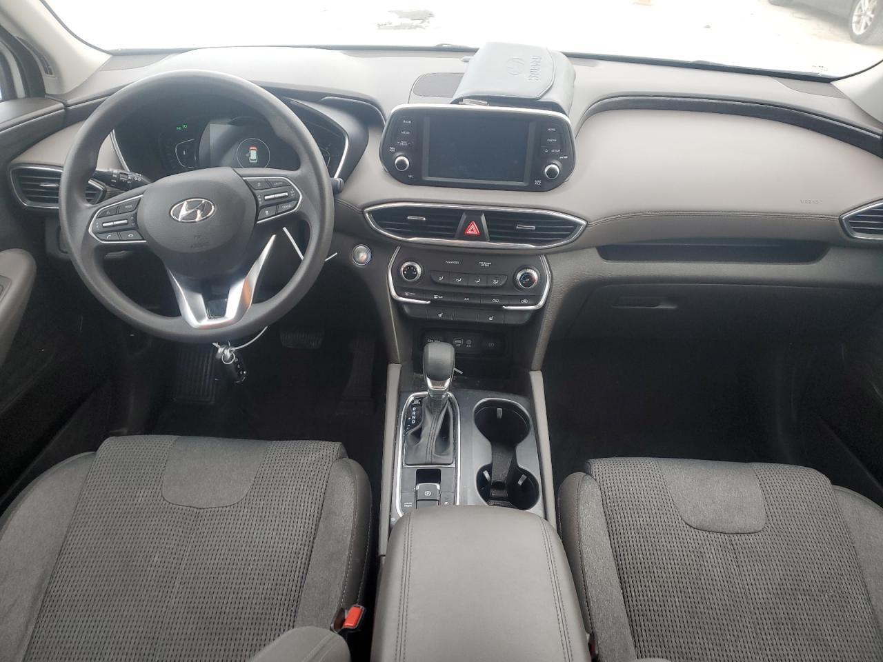 2020 Hyundai Santa Fe - Image 8