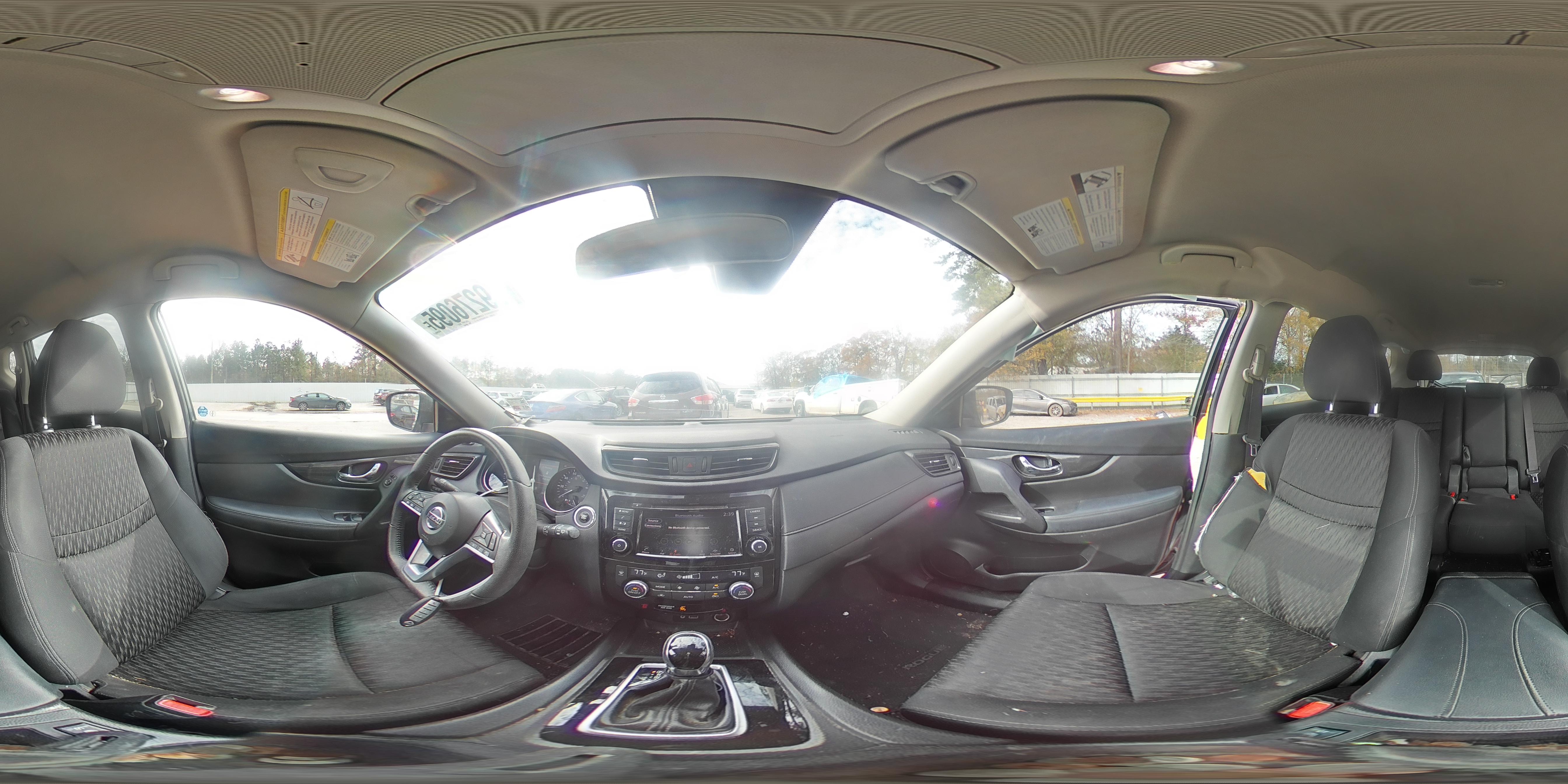 2019 Nissan Rogue - Image 13