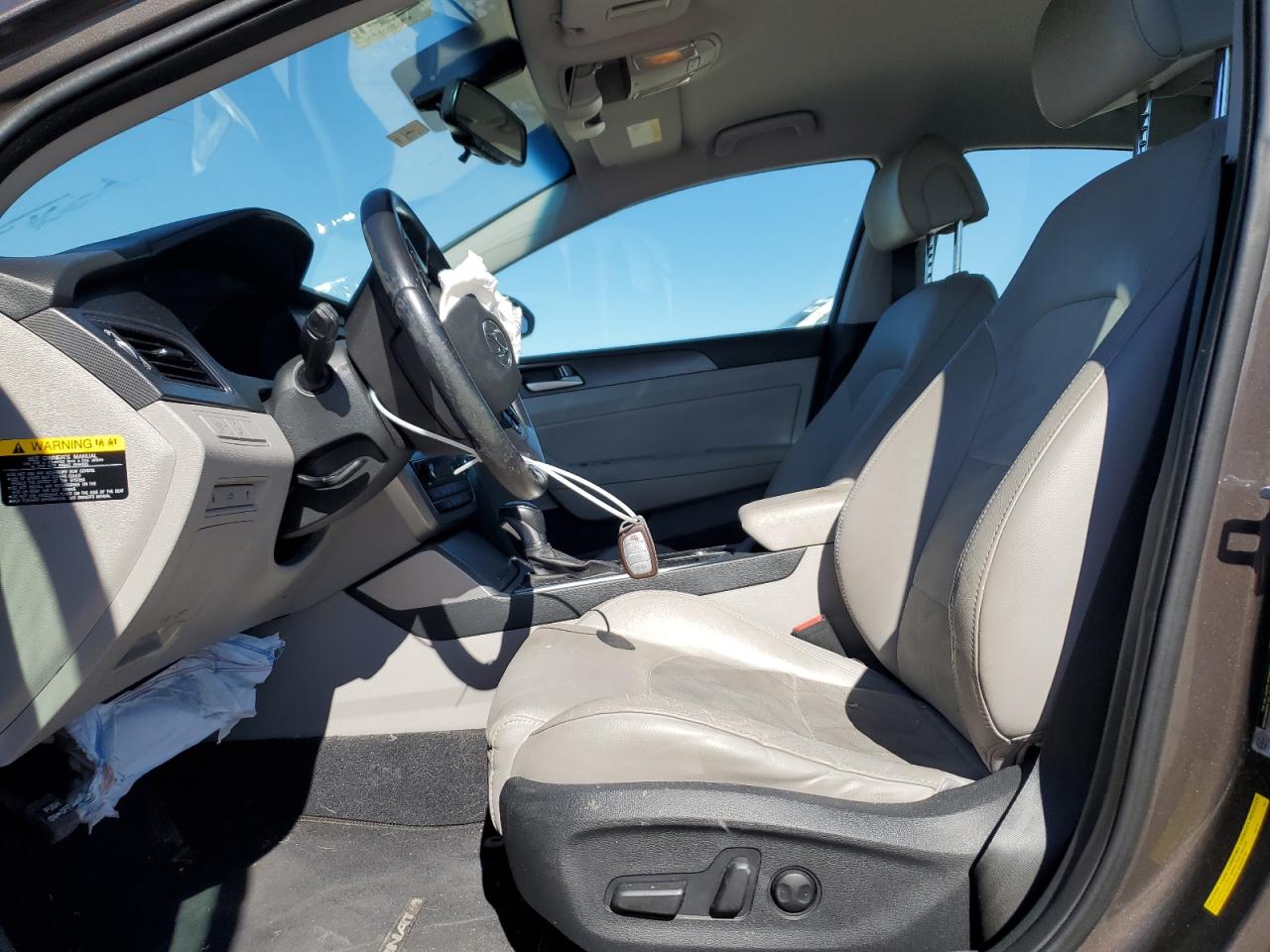 2016 Hyundai Sonata - Image 7