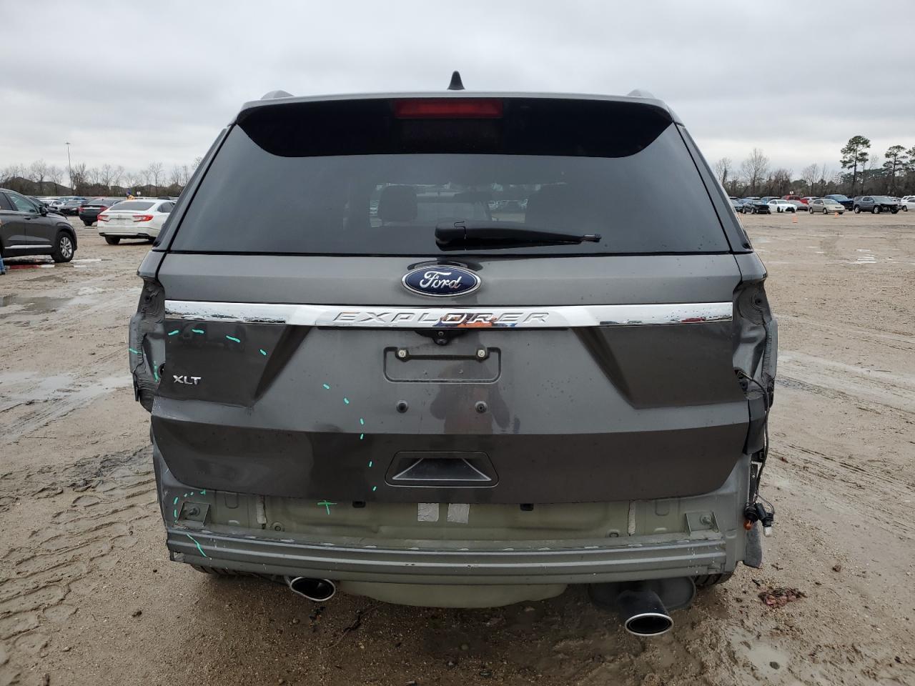 2018 Ford Explorer - Image 6