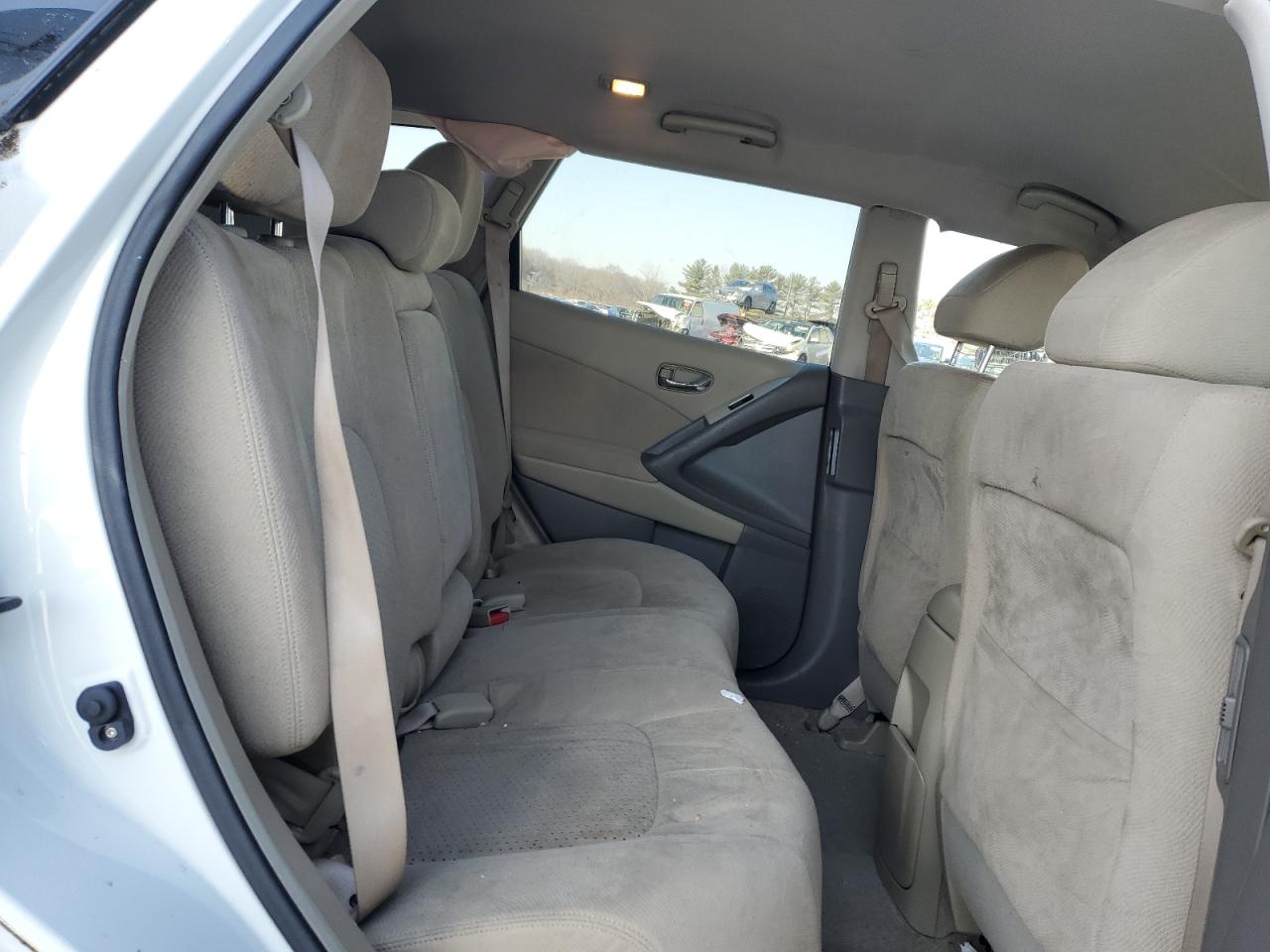 2012 Nissan Murano - Image 12