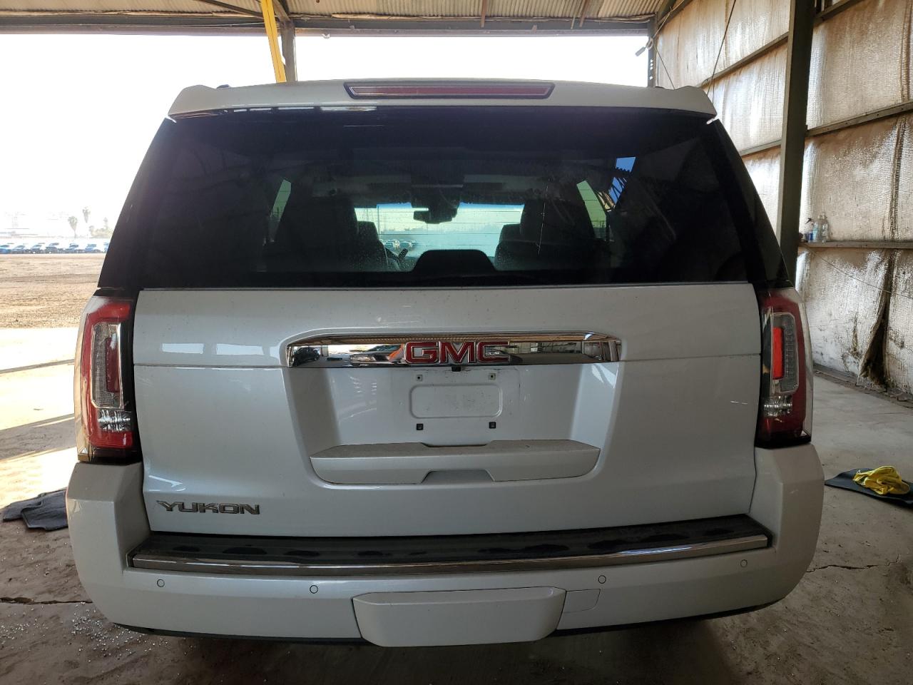 2018 GMC Yukon - Image 6