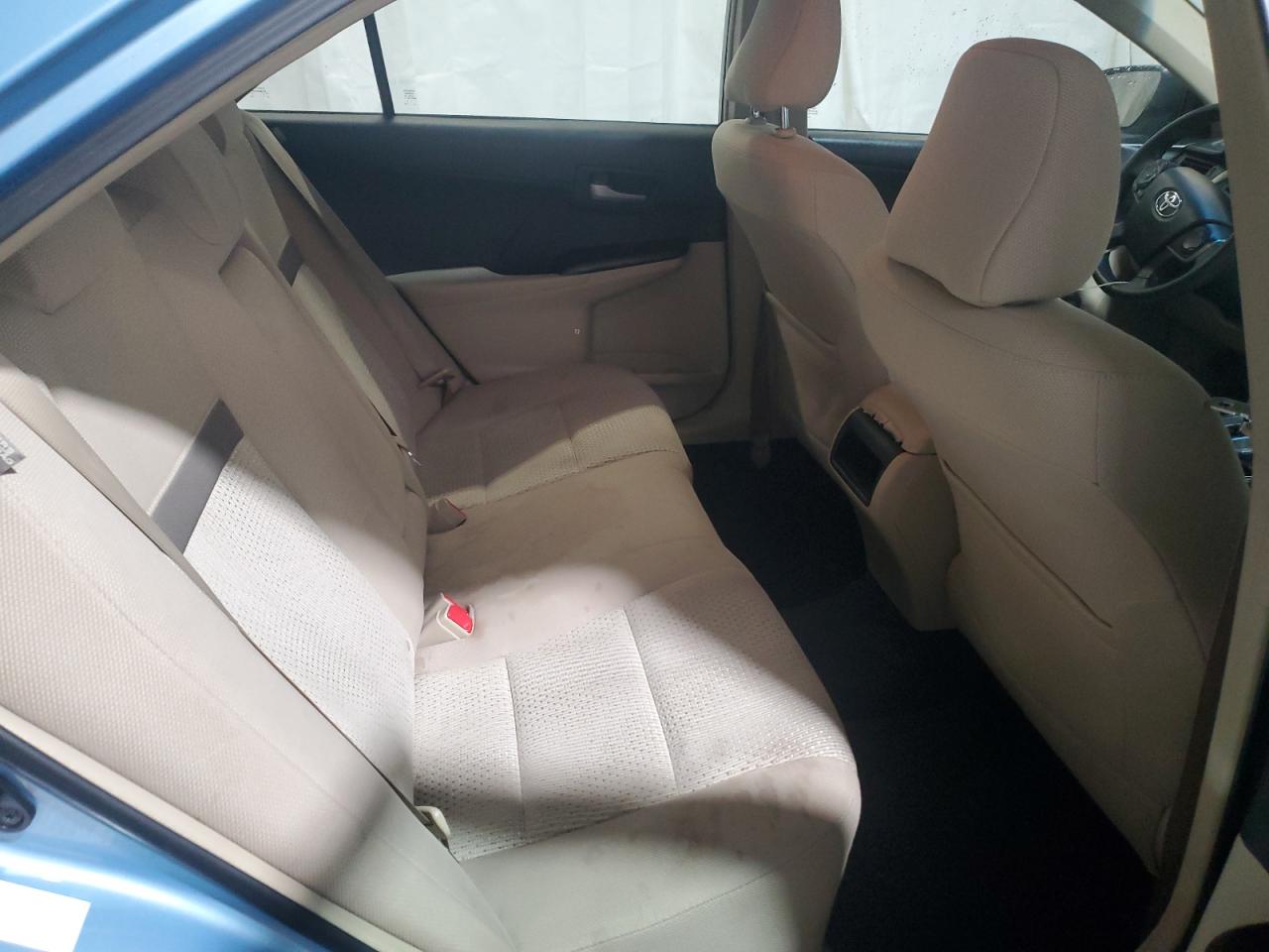 2013 Toyota Camry - Image 10