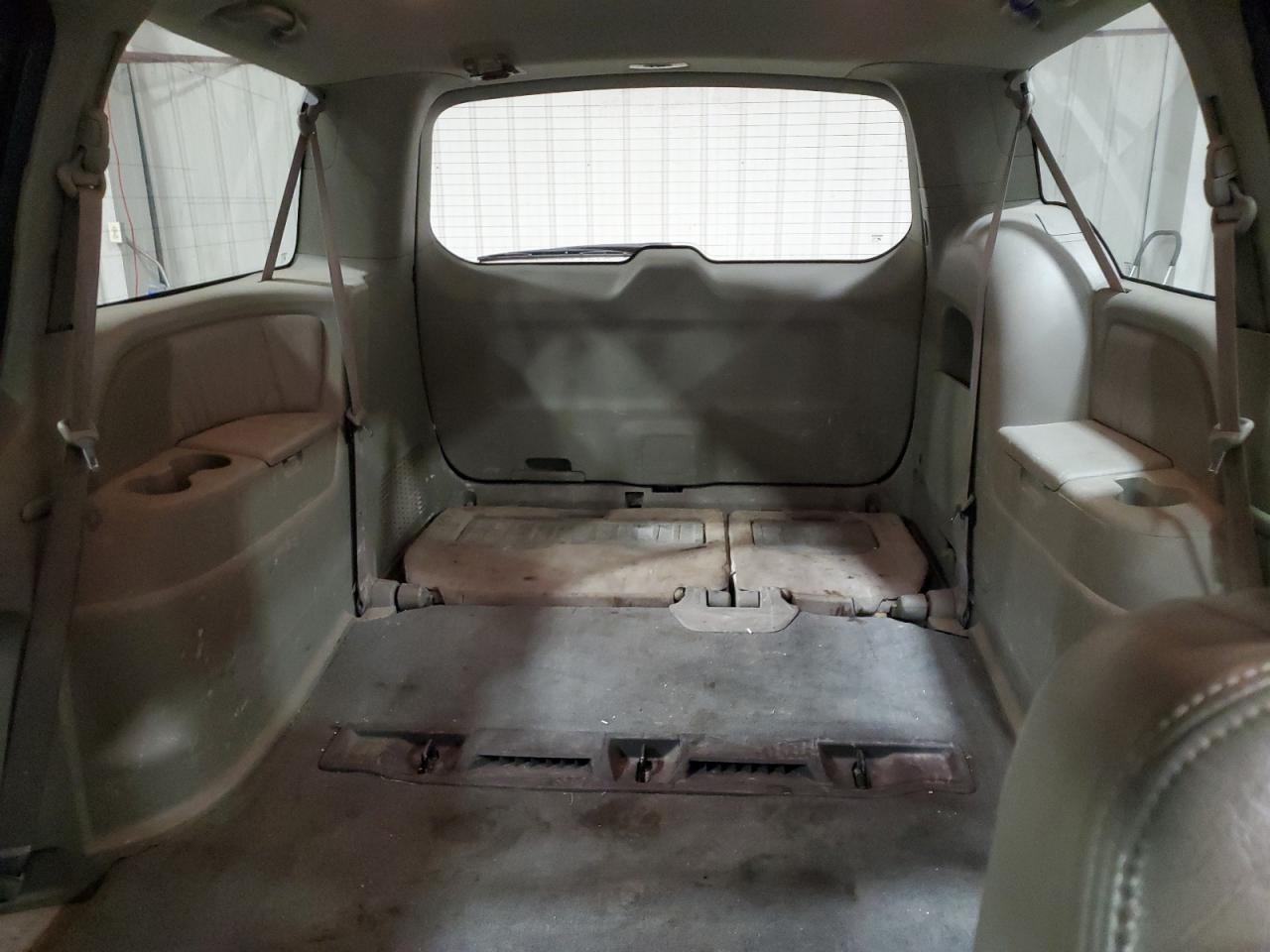 2008 Honda Odyssey - Image 10
