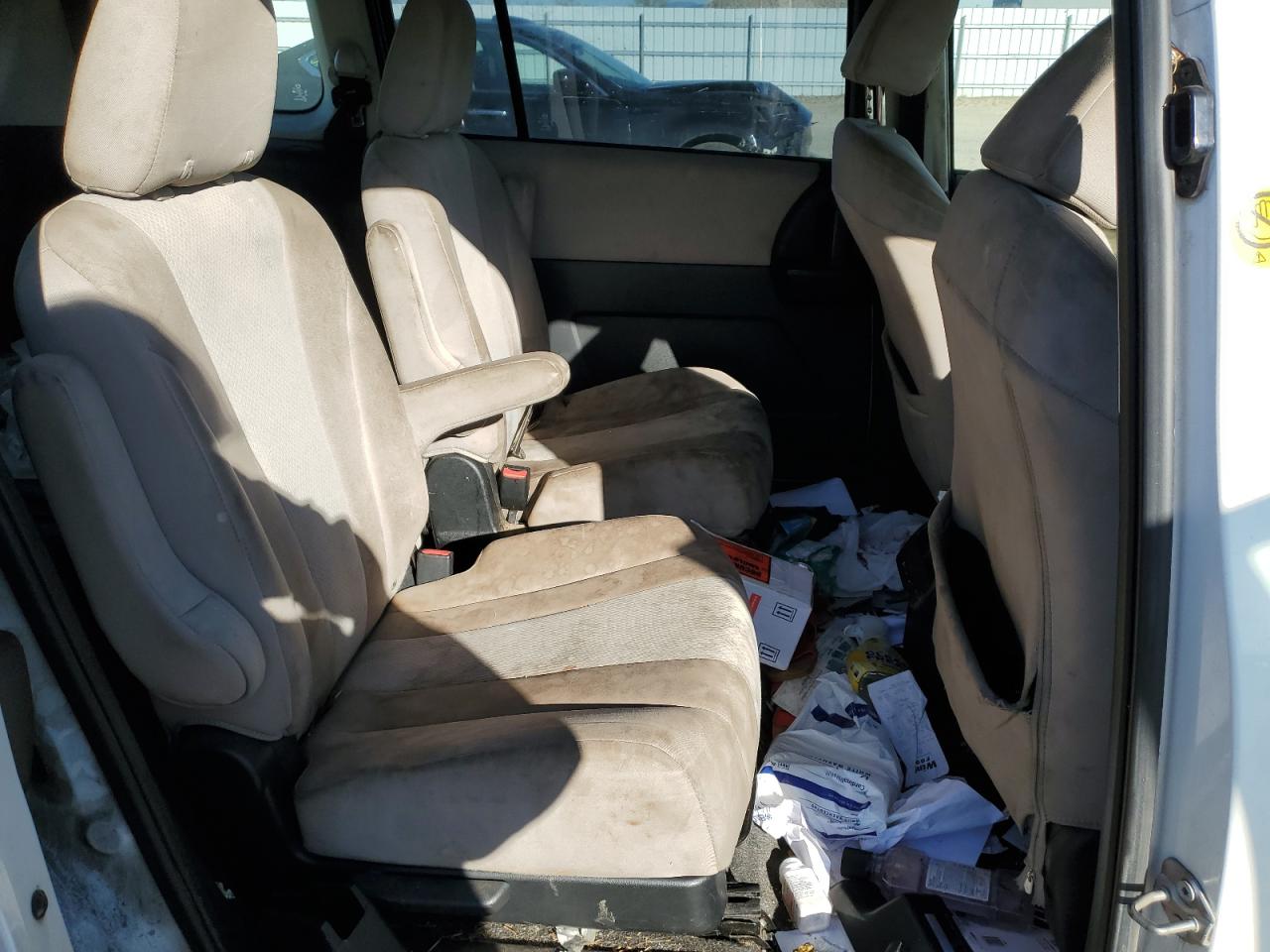 2013 Mazda 5 - Image 11