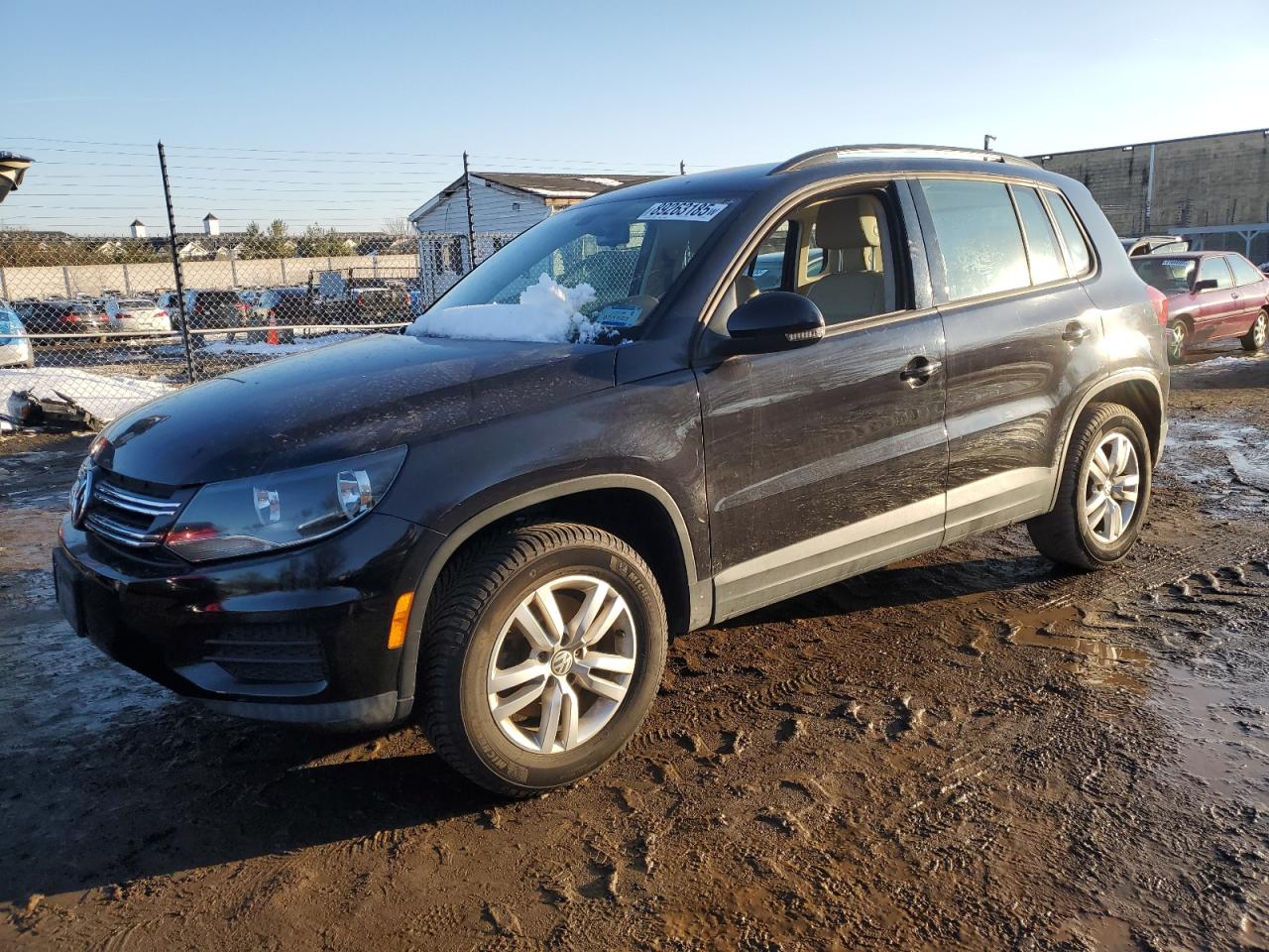 VIN WVGAV7AX7GW610877 2016 VOLKSWAGEN TIGUAN no.1