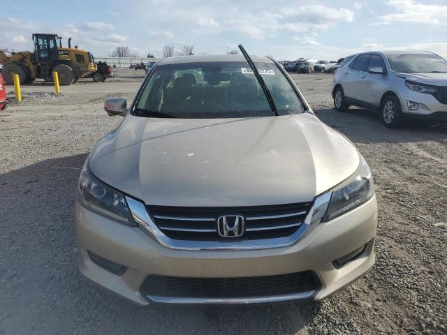 Sedans HONDA ACCORD 2015 Beżowy