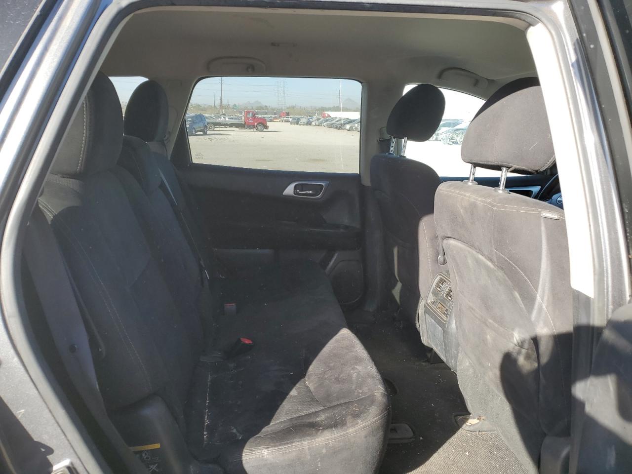 2015 Nissan Pathfinder - Image 10