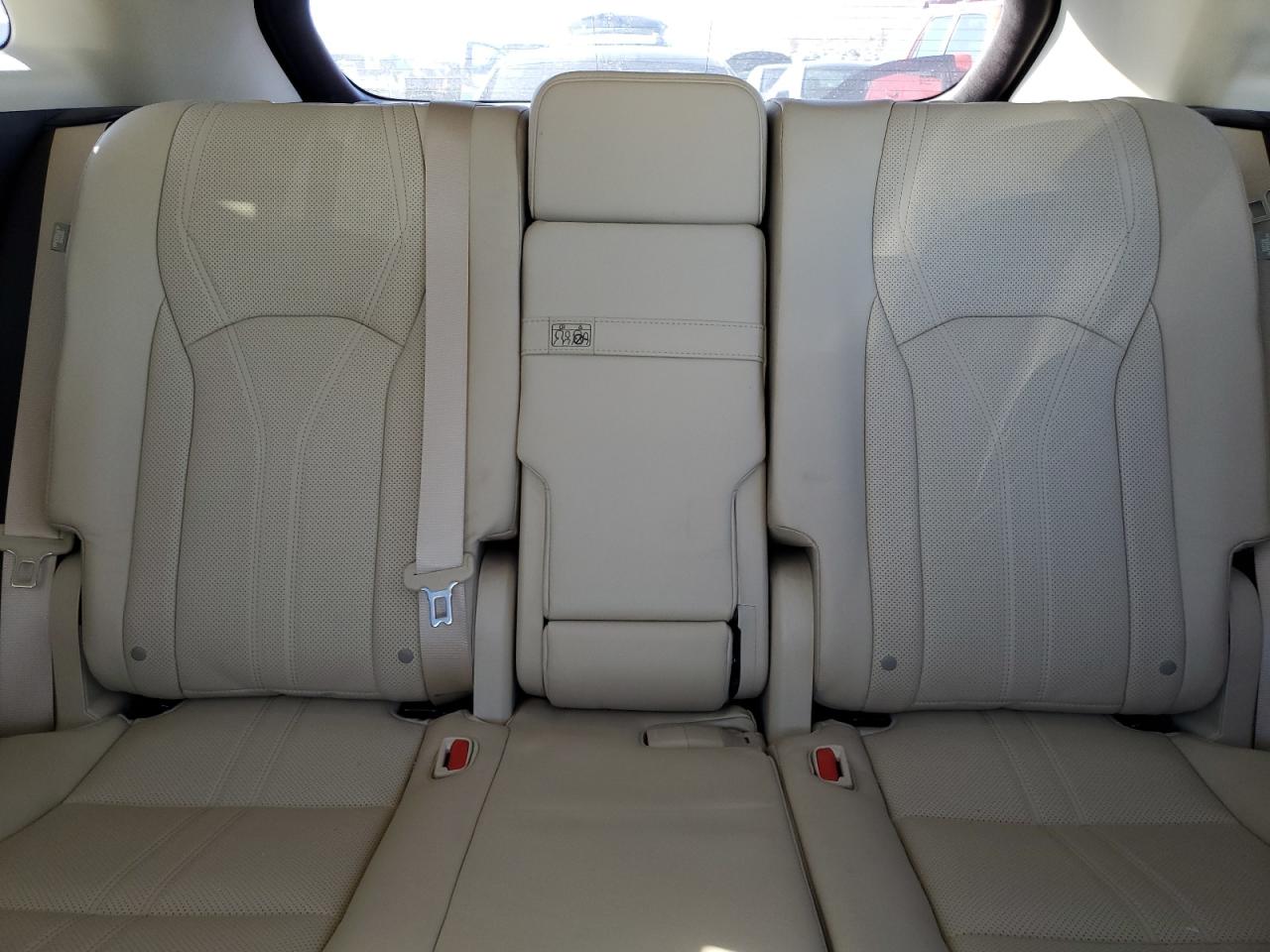 2017 Lexus RX - Image 10