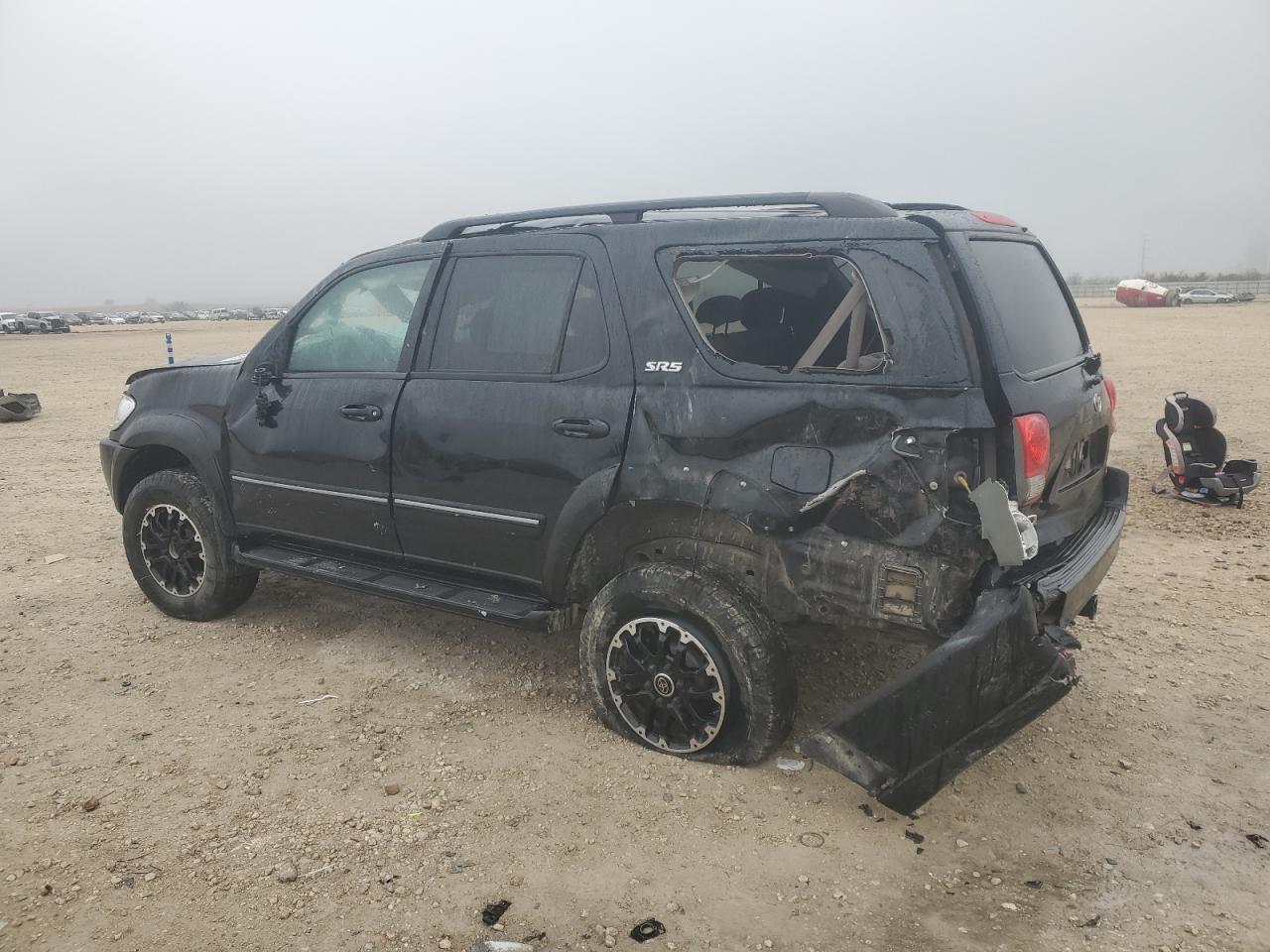 2007 Toyota Sequoia - Image 2