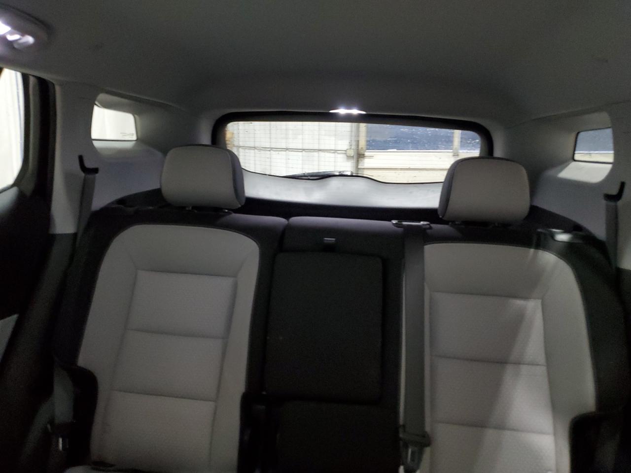 2022 GMC Terrain - Image 10