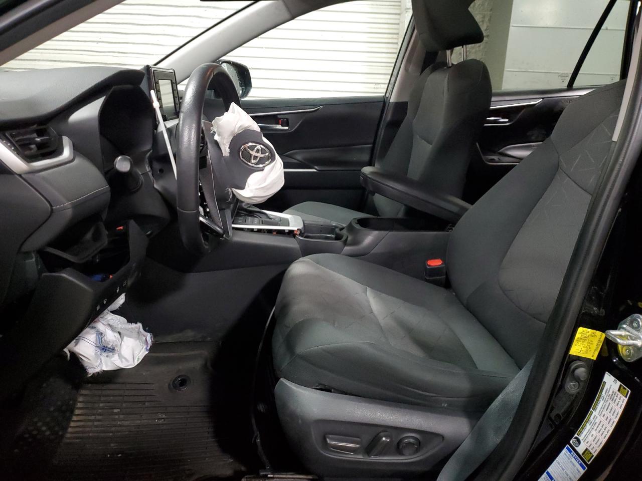 2021 Toyota RAV 4 - Image 7