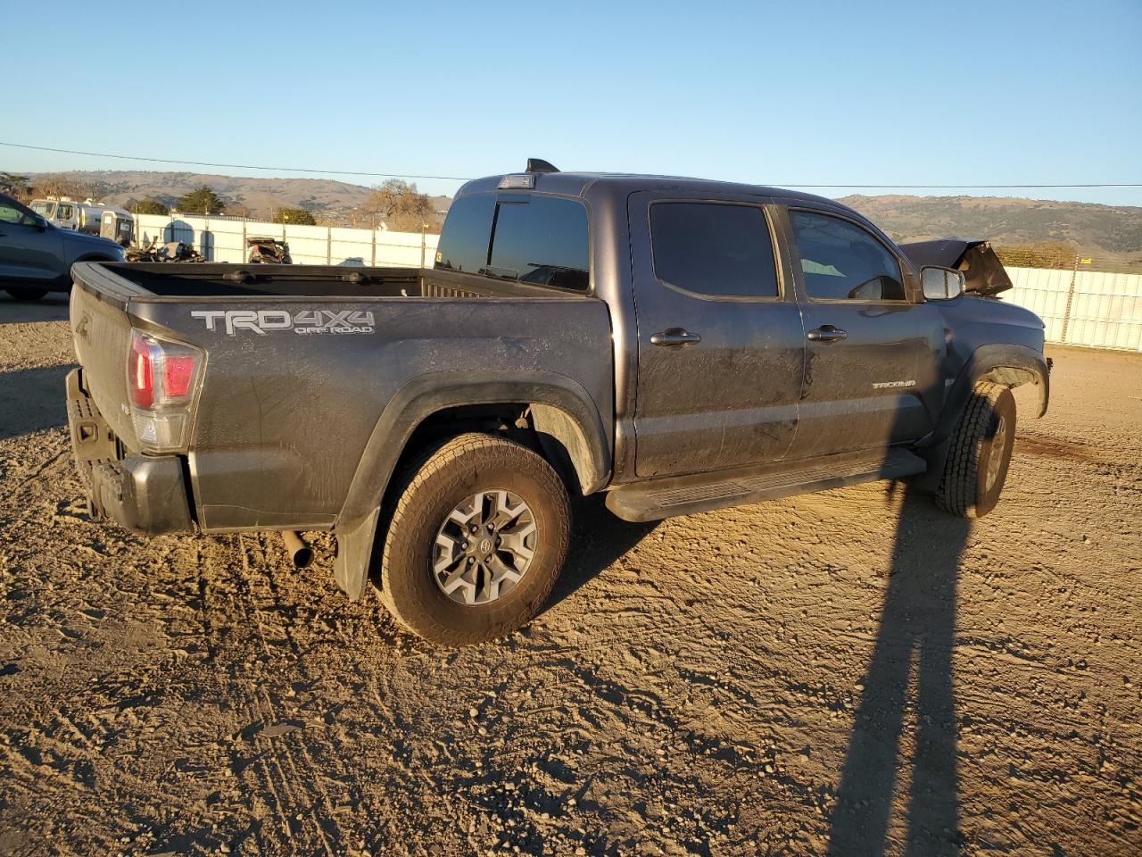 2020 Toyota Tacoma - Image 3